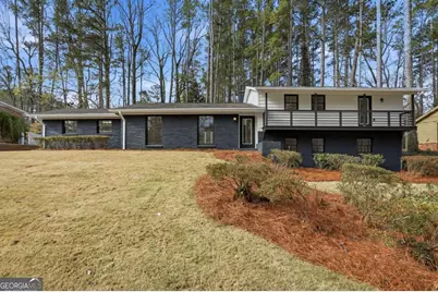 2616 Hawthorne Drive NE, Atlanta, GA 30345 - Photo 2