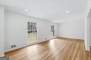 2616 Hawthorne Dr NE, Atlanta, GA 30345 - Photo 4