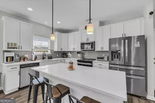 399 Beecher Dr, Richmond Hill, GA 31324 - Photo 10