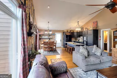 377 E River Bend Dr, Eatonton, GA 31024 - Photo 8