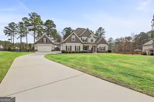 22 Huntsman Run, Senoia, GA 30276 - Photo 2