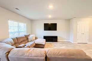 135 Jennah Gln, South Fulton, GA 30291 - Photo 12