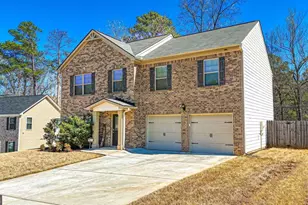 135 Jennah Gln, South Fulton, GA 30291 - Photo 2