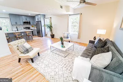 5205 Corinth Circle #3, Stone Mountain, GA 30087 - Photo 4