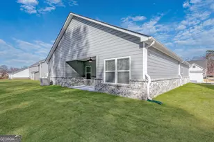 29 Bluegill Dr, Jefferson, GA 30549 - Photo 2