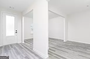 334 Bluegill Dr, Jefferson, GA 30549 - Photo 2