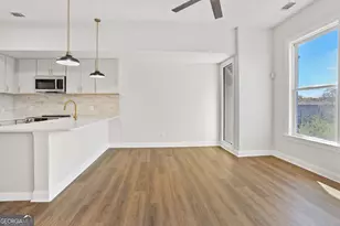 302 Lorch St, Savannah, GA 31404 - Photo 8