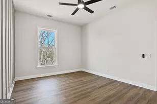 302 Lorch St, Savannah, GA 31404 - Photo 18