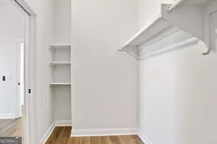 302 Lorch St, Savannah, GA 31404 - Photo 16