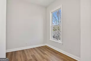 302 Lorch St, Savannah, GA 31404 - Photo 24