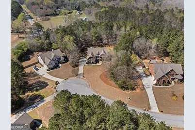 8 Ranan Lane, Newnan, GA 30263 - Photo 2