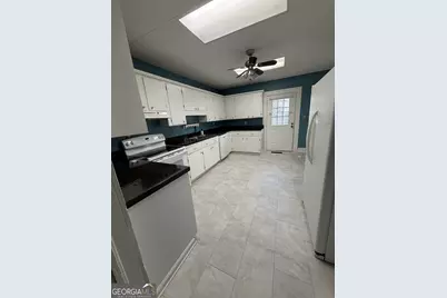 151 S Tusten Street, Elberton, GA 30635 - Photo 8