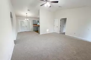 127 Red Birch LN, Warner Robins, GA 31093 - Photo 6