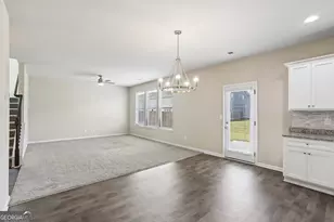 127 Red Birch LN, Warner Robins, GA 31093 - Photo 12