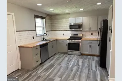 440 E Country Woods Drive, Covington, GA 30016 - Photo 2