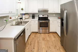 3710 Rambling Woods Dr, Loganville, GA 30052 - Photo 8