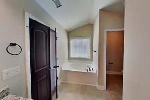 454 Cherry Creek Dr, Loganville, GA 30052 - Photo 14