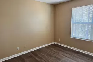 3203 Fairington Ridg Circle, Lithonia, GA 30038 - Photo 6