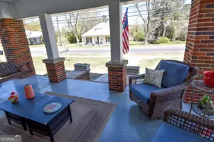 503 Forsyth St, Barnesville, GA 30204 - Photo 16