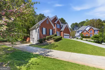 2255 Pinehaven Court, Grayson, GA 30017 - Photo 2