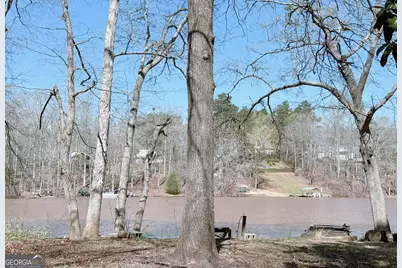 122 Lakeside Circle, Jackson, GA 30233 - Photo 8