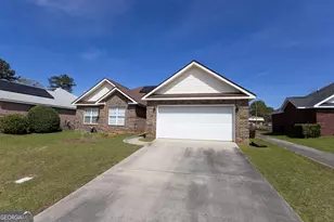 401 Links View Dr, Bonaire, GA 31005 - Photo 2