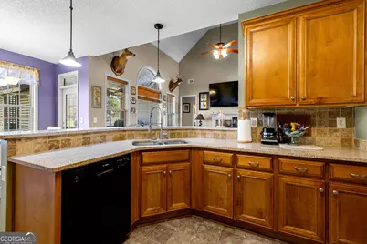 21 Hunters Overlook Drive, Senoia, GA 30276 - Photo 14