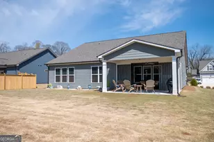 729 Glenside Dr, Jefferson, GA 30549 - Photo 46