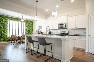 729 Glenside Dr, Jefferson, GA 30549 - Photo 8