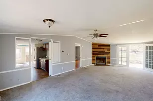 61 Holly Cir, Carrollton, GA 30116 - Photo 6