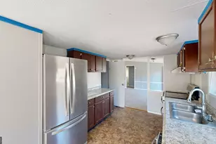 61 Holly Cir, Carrollton, GA 30116 - Photo 8