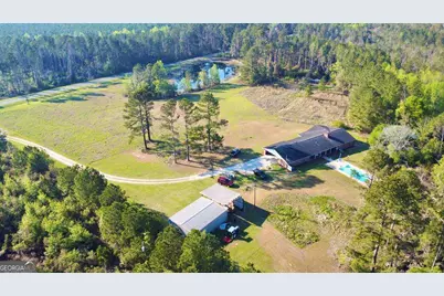 1881 Bell Telephone Road, Hazlehurst, GA 31539 - Photo 2