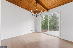 1255 Cedar Park Cir, Stone Mountain, GA 30083 - Photo 8