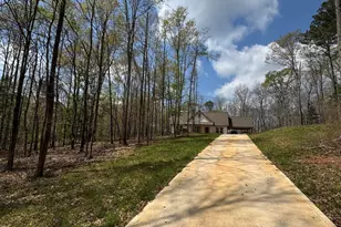 46 W Greenwood Dr, Carrollton, GA 30117 - Photo 26
