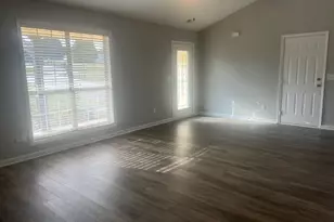 328 Cattlemans Cir, McDonough, GA 30252 - Photo 10