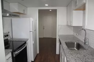 633 Garden Walk Dr, Stone Mountain, GA 30083 - Photo 6