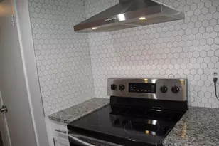 633 Garden Walk Dr, Stone Mountain, GA 30083 - Photo 10