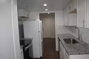 633 Garden Walk Dr, Stone Mountain, GA 30083 - Photo 8