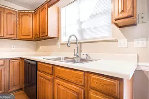 104 Pebblebrook E, Warner Robins, GA 31088 - Photo 16