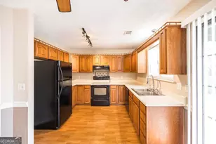 104 Pebblebrook E, Warner Robins, GA 31088 - Photo 14