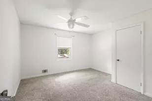 14 Laurel Dr, Newnan, GA 30265 - Photo 12