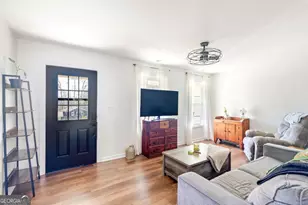 14 Laurel Dr, Newnan, GA 30265 - Photo 2