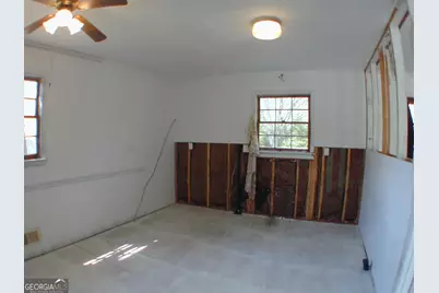 3417 Creekwood Drive SE, Conyers, GA 30094 - Photo 4