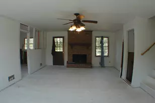 3417 Creekwood Dr SE, Conyers, GA 30094 - Photo 2