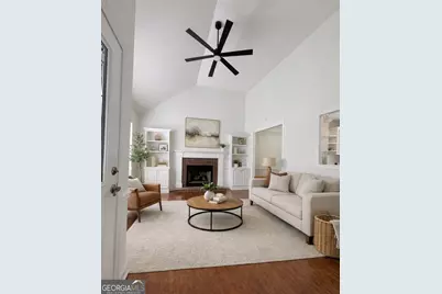 127 Westchester Circle, Dublin, GA 31021 - Photo 2