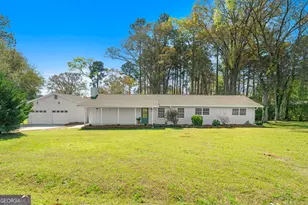 177 Lakeshore Circle, Milledgeville, GA 31061 - Photo 1