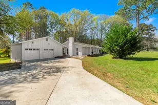 177 Lakeshore Circle, Milledgeville, GA 31061 - Photo 2