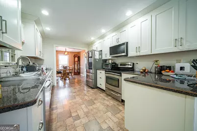 112 Brookwood Drive, Lagrange, GA 30240 - Photo 8