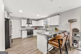 5012 Peach Mountain Cir, Gainesville, GA 30507 - Photo 10