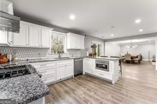 5012 Peach Mountain Cir, Gainesville, GA 30507 - Photo 12